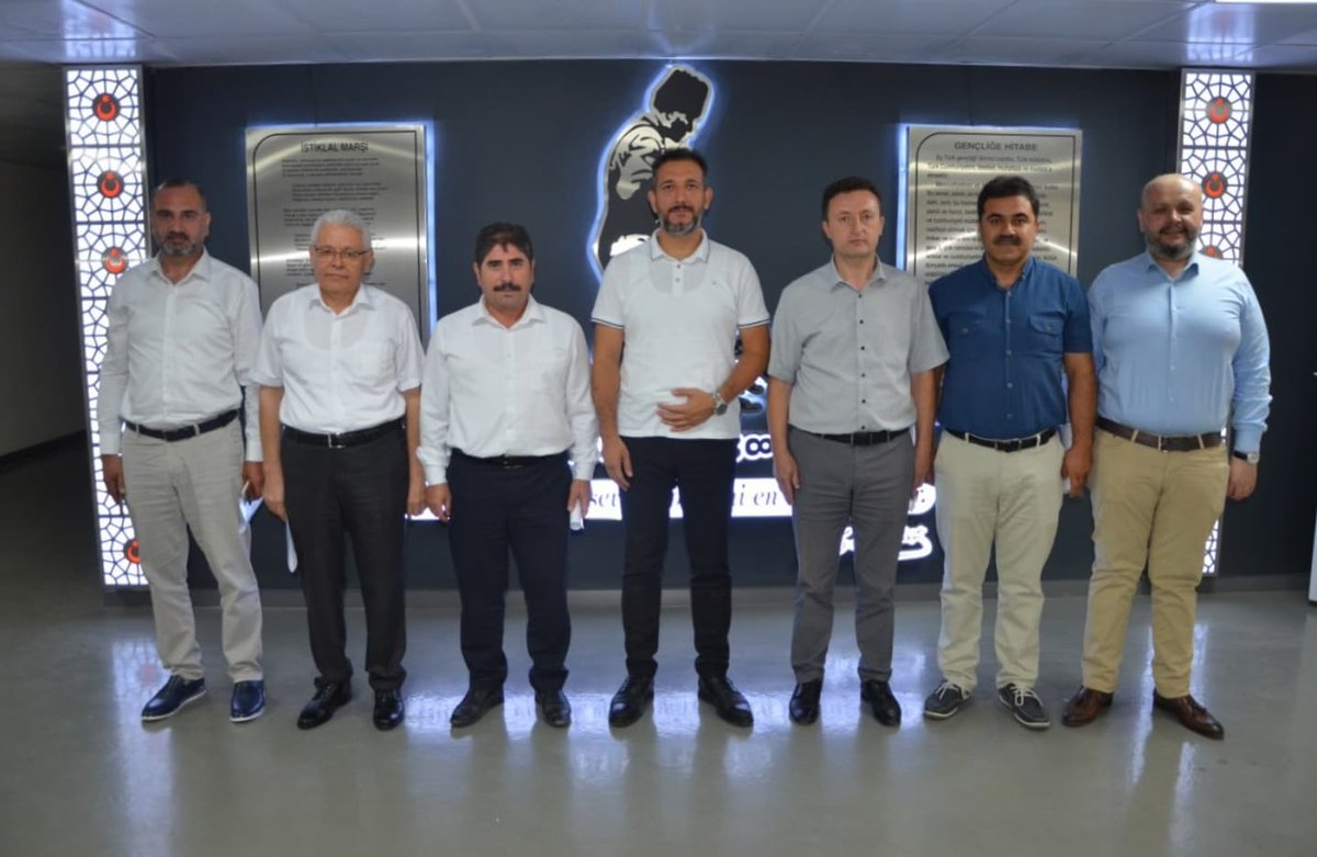 Manisa İl Millî Eğitim Müdürü Mehmet Uğurelli İlçe Milli Eğitim Müdürlerini Kabul Etti