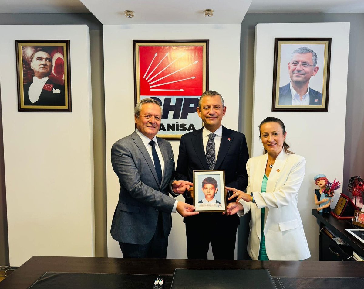 CHP Genel Başkanı Özgür Özel, Manisa'yı Ziyaret Etti