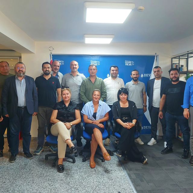 DEVA Partisi İzmir İl Yönetim Kurulu Haftalık Toplantısını Gerçekleştirdi