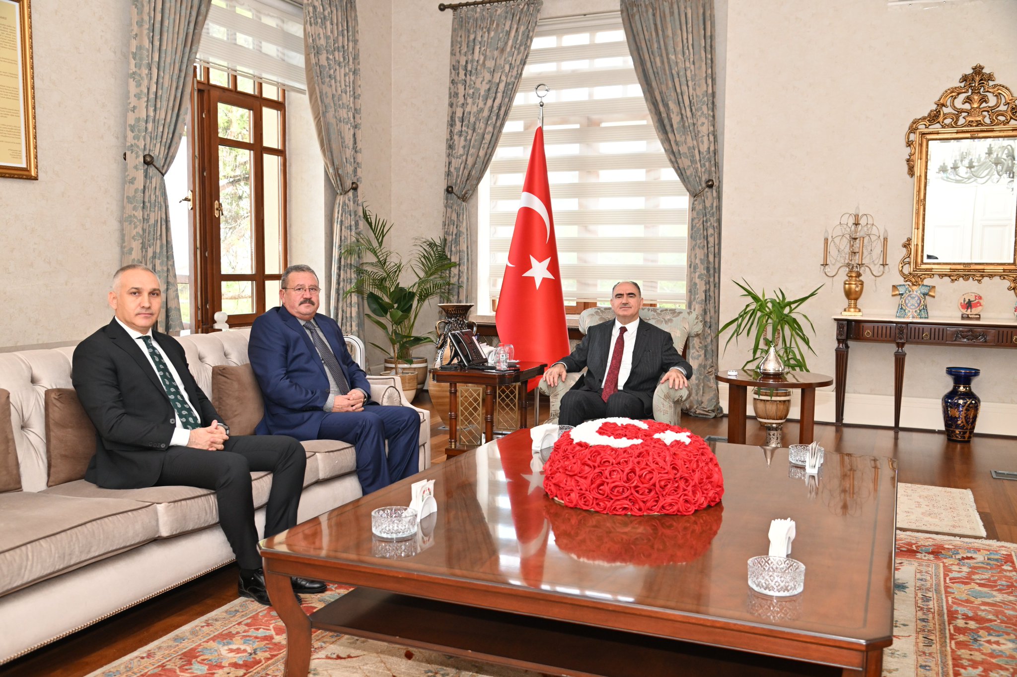 Manisa Valisi, Tarım ve Orman Bakanlığı ile Tarımsal Hizmetleri Değerlendirdi