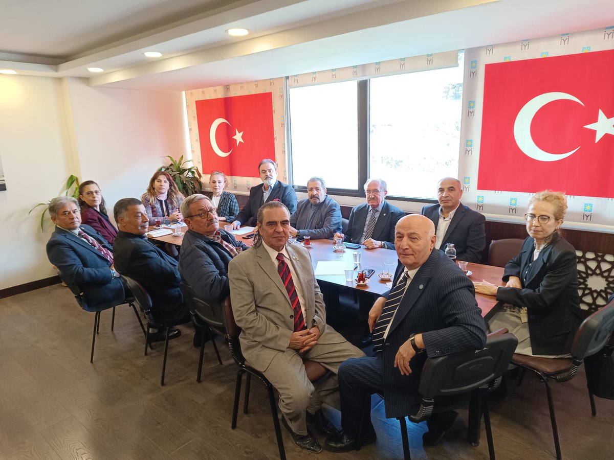 İYİ Parti İzmir İl Başkanlığı Olağan Divan Kurulu Toplantısını Gerçekleştirdi