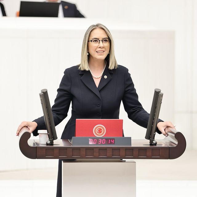 Dünya Kadın Hakları Günü Anlam Taşıyor