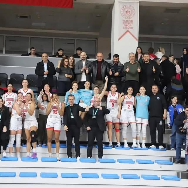 Turgutlu Belediyespor Kadın Basketbol Takımı Çankaya Üniversitesi'ni Yendi