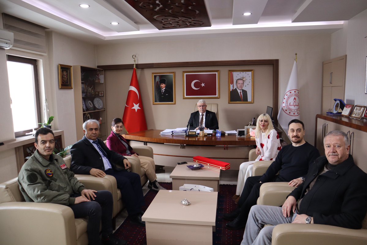 Üniversite Adaylarına Nevşehir Üniversitesini Tanıtmak: Kurumsal Eylem ve Eğitici Faaliyetler