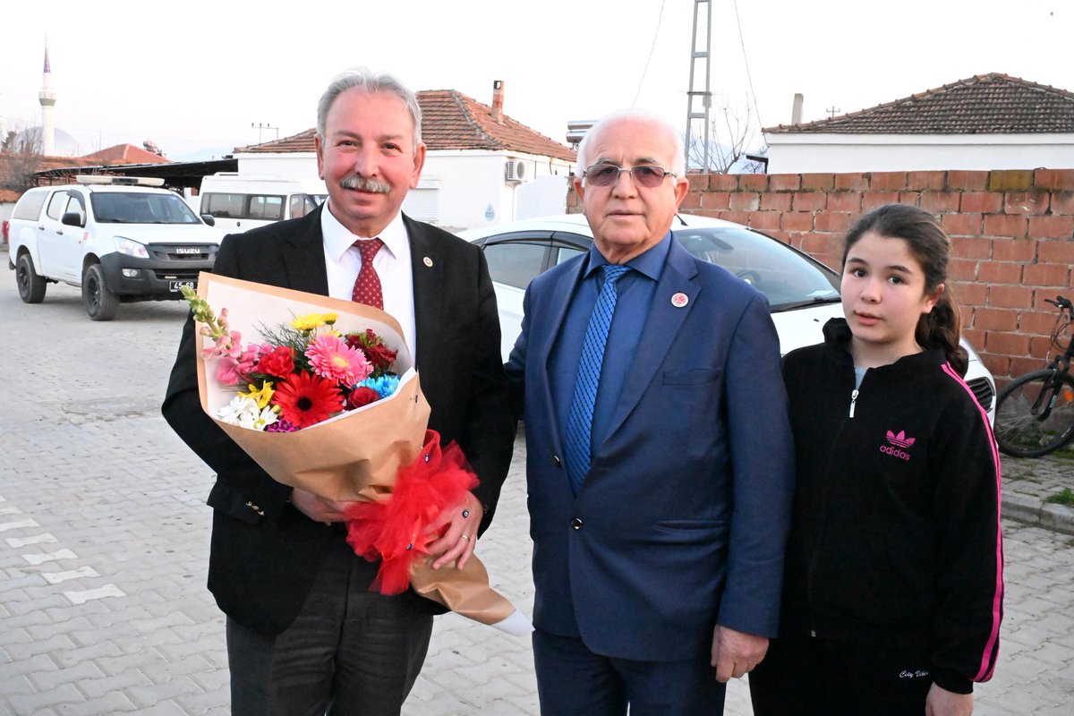Salihli Belediye Başkanı Mazlum Nurlu, Ramazan İftarı Karayahşi Mahallesinde Düzenledi